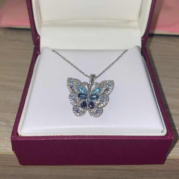 Helzberg Diamond Necklace - Picture 1 of 4